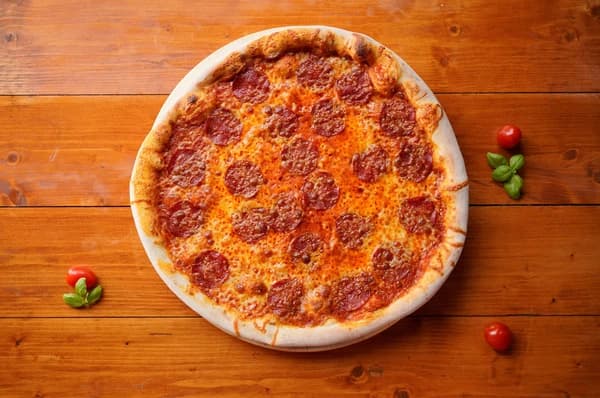 16. Pizza Chorizo